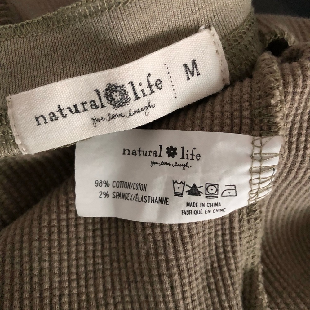 🔥NATURAL LIFE Olive Ribbed Henley Long Sleeve Top Cotton Boho - Picture 4 of 4